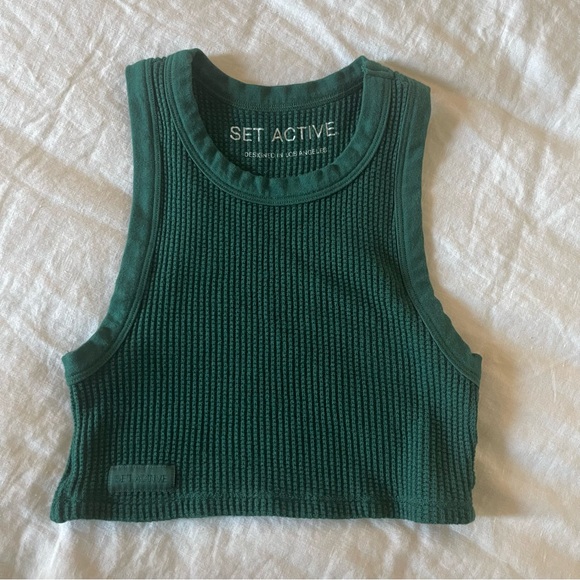 Set Active Waffle Knit Tank and Flare Pant Set in Mojito - Picture 2 of 5